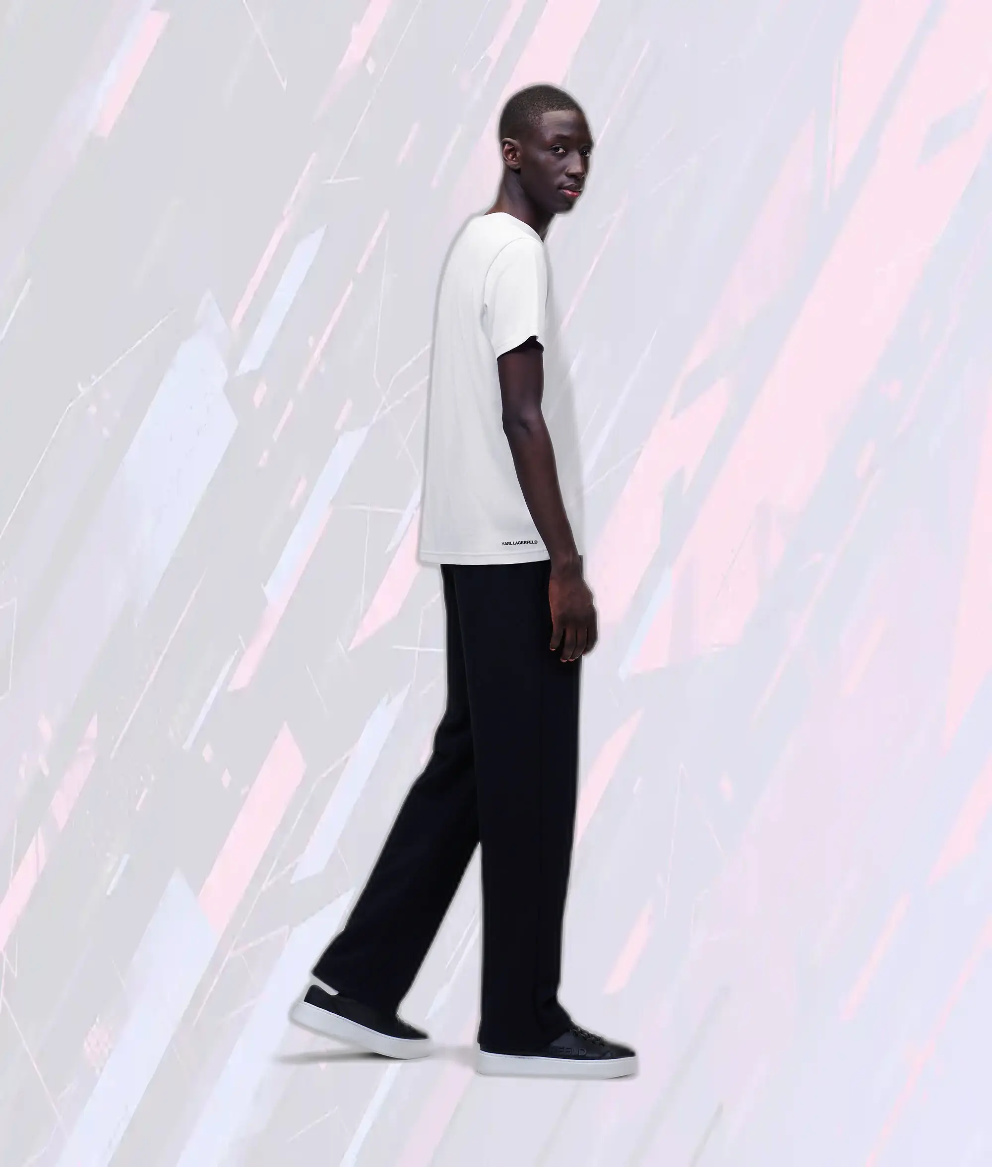 Karl Lagerfeld T-shirt Blanc Édition Limitée avec Patch Iconique