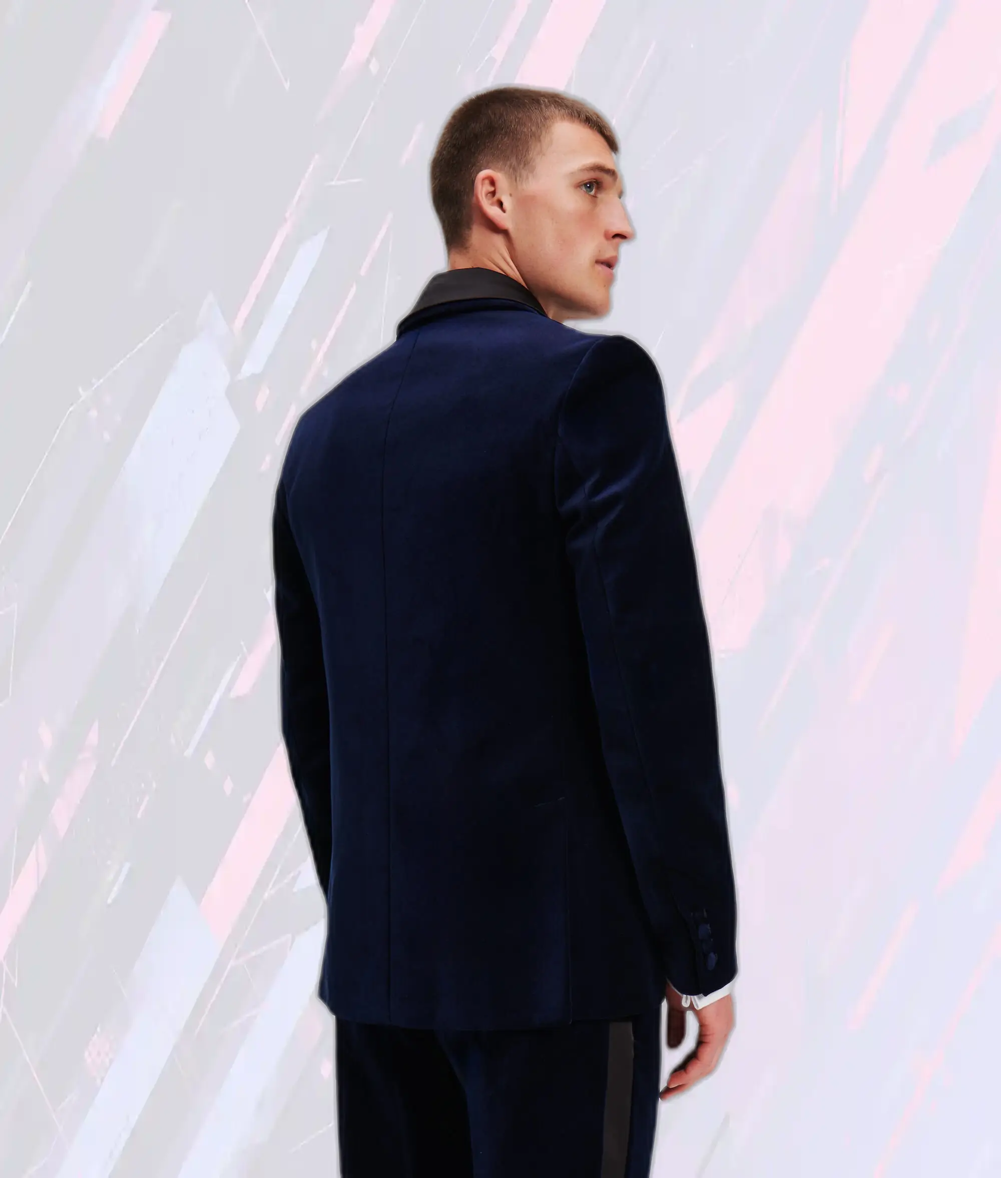 Veste Smoking en Velours Noir Iris Karl Lagerfeld - Pièce Exclusive Sélectionnée par Hun Kim