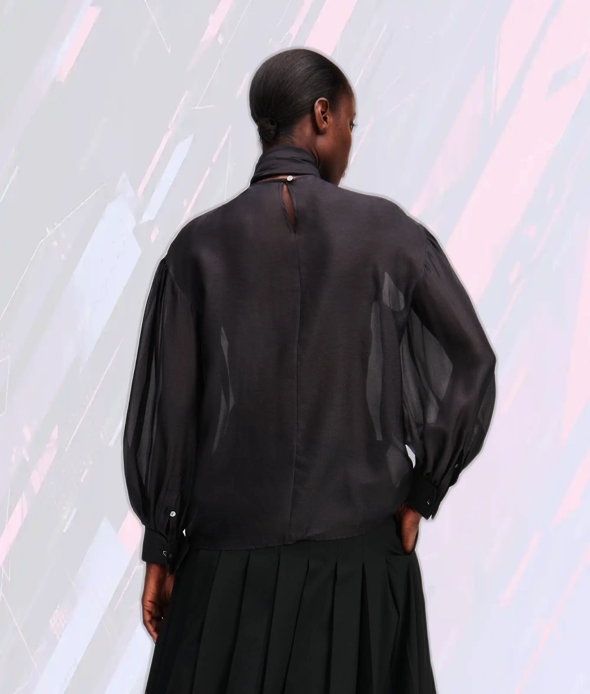 Karl Lagerfeld Blouse Lumineuse à Détail Nœud Noir