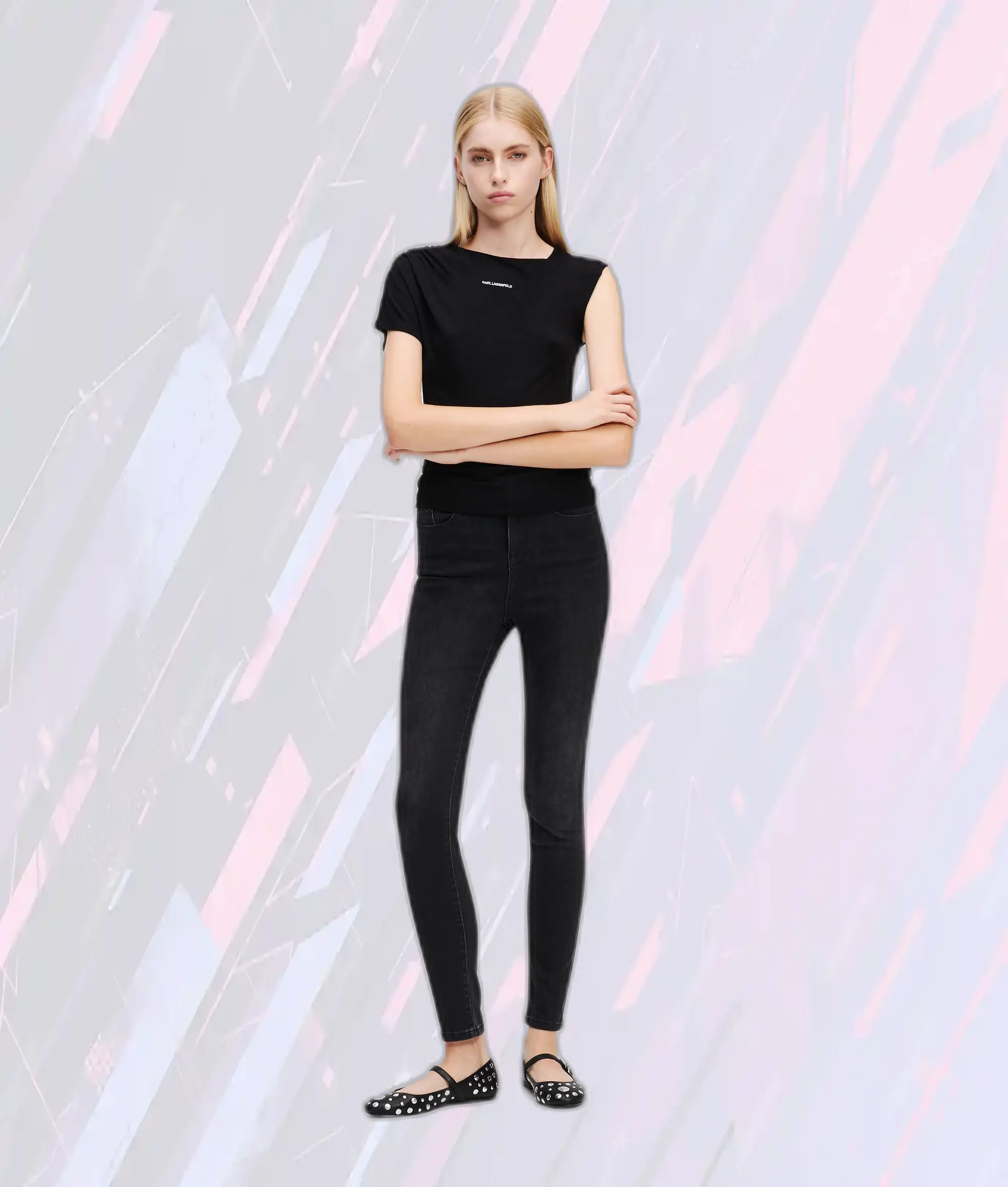 T-Shirt Noir Asymétrique Karl Lagerfeld - Manche Unique Édition Limitée