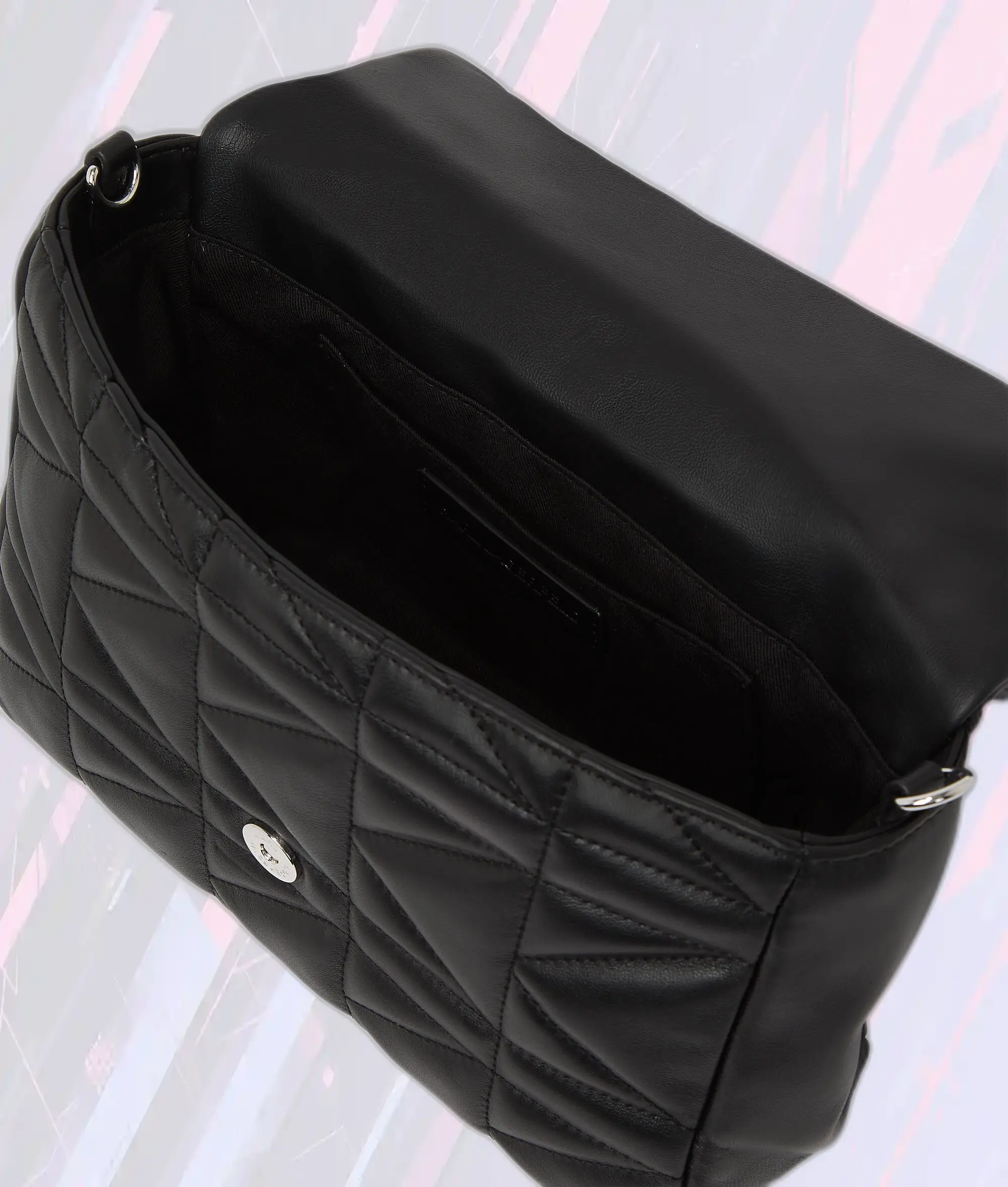 Sac Karl Lagerfeld Noir Nickelé à Bandoulière avec Poignette Supérieure et Motif Matelassé K/Kuilt