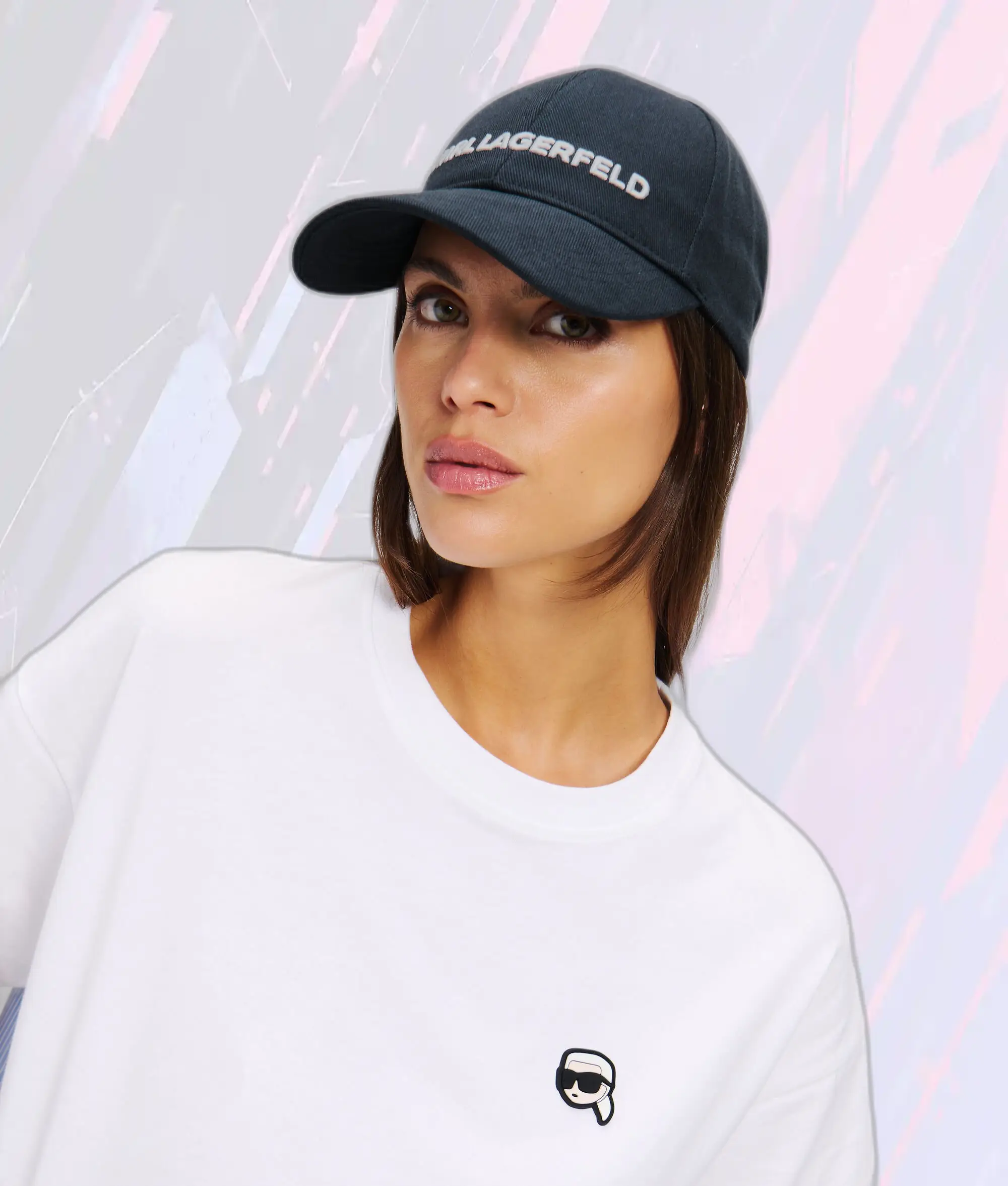 Casquette Signature Iris Noir Karl Lagerfeld - Modèle Élégant K/Essentiel