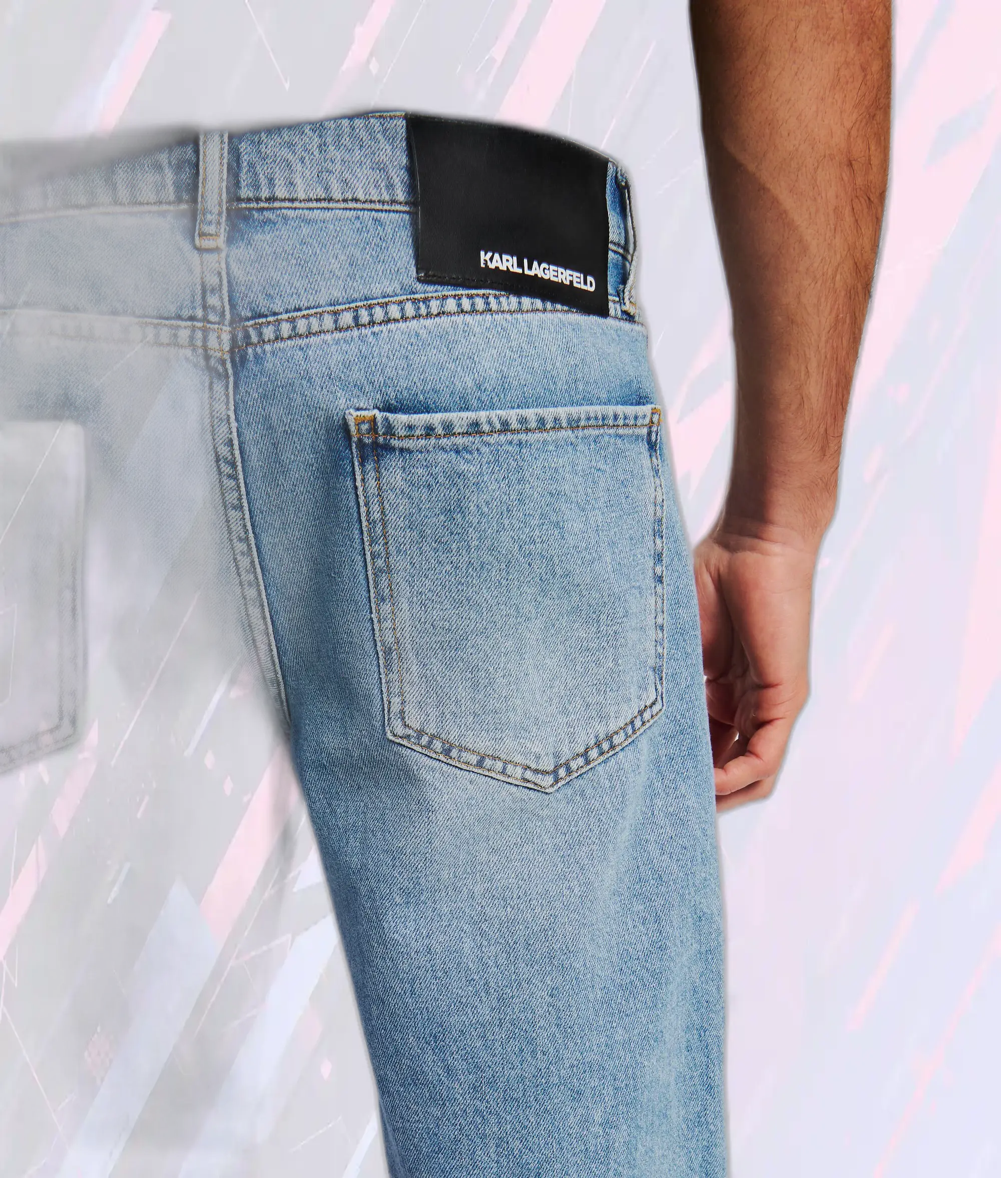 Karl Lagerfeld Shorts Décontractés en Dénim Lavé Bleu Ciel - Style Iconique