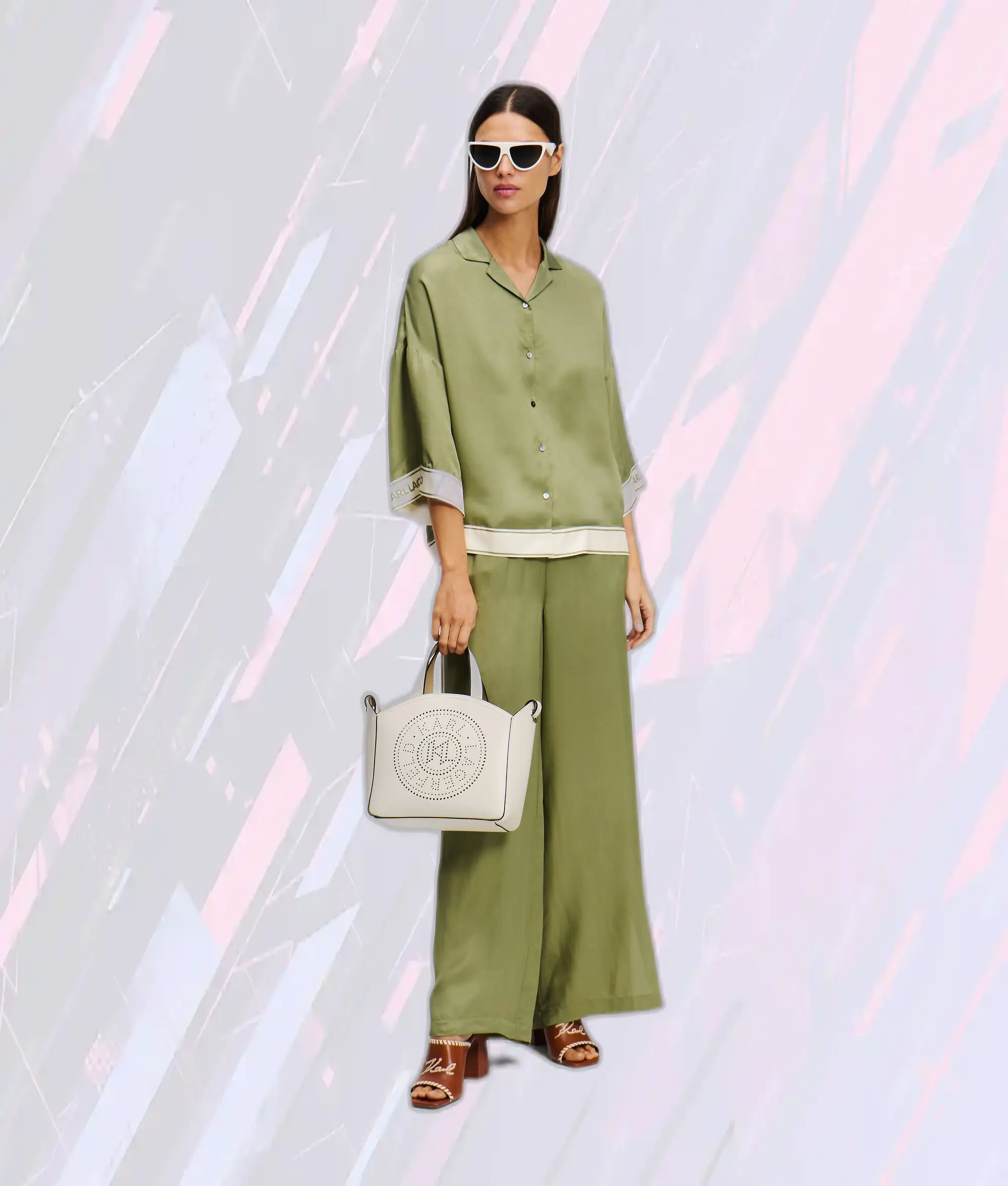 Chemisier Femme Élégant Manches Courtes Vert Pétrole - Collection Exclusive Karl Lagerfeld Printemps-Été 2024 en Soie Fluide