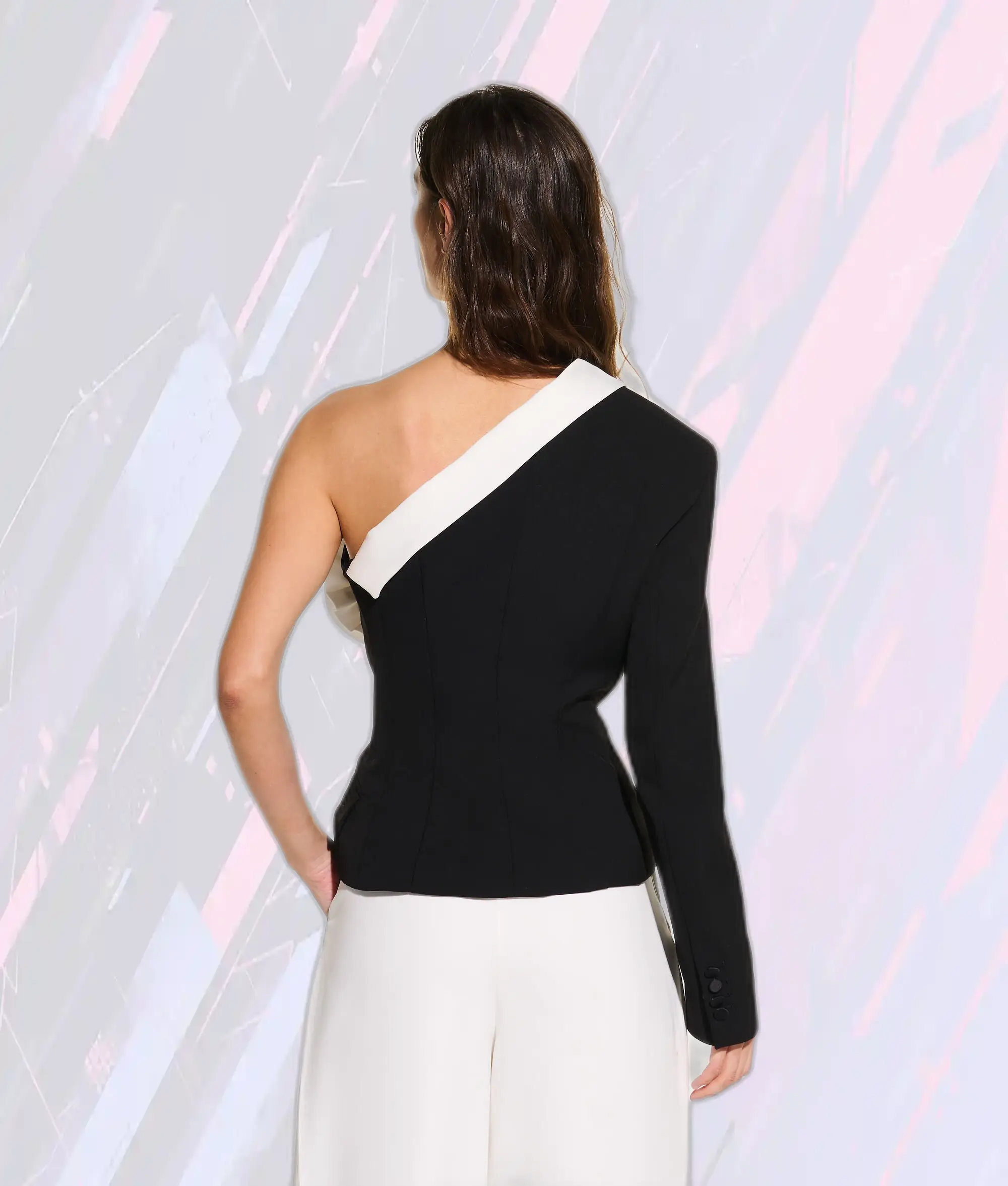 Veste Élégante Asymétrique Karl Lagerfeld - Couleur Blanc Noir de la Collection Studio KL