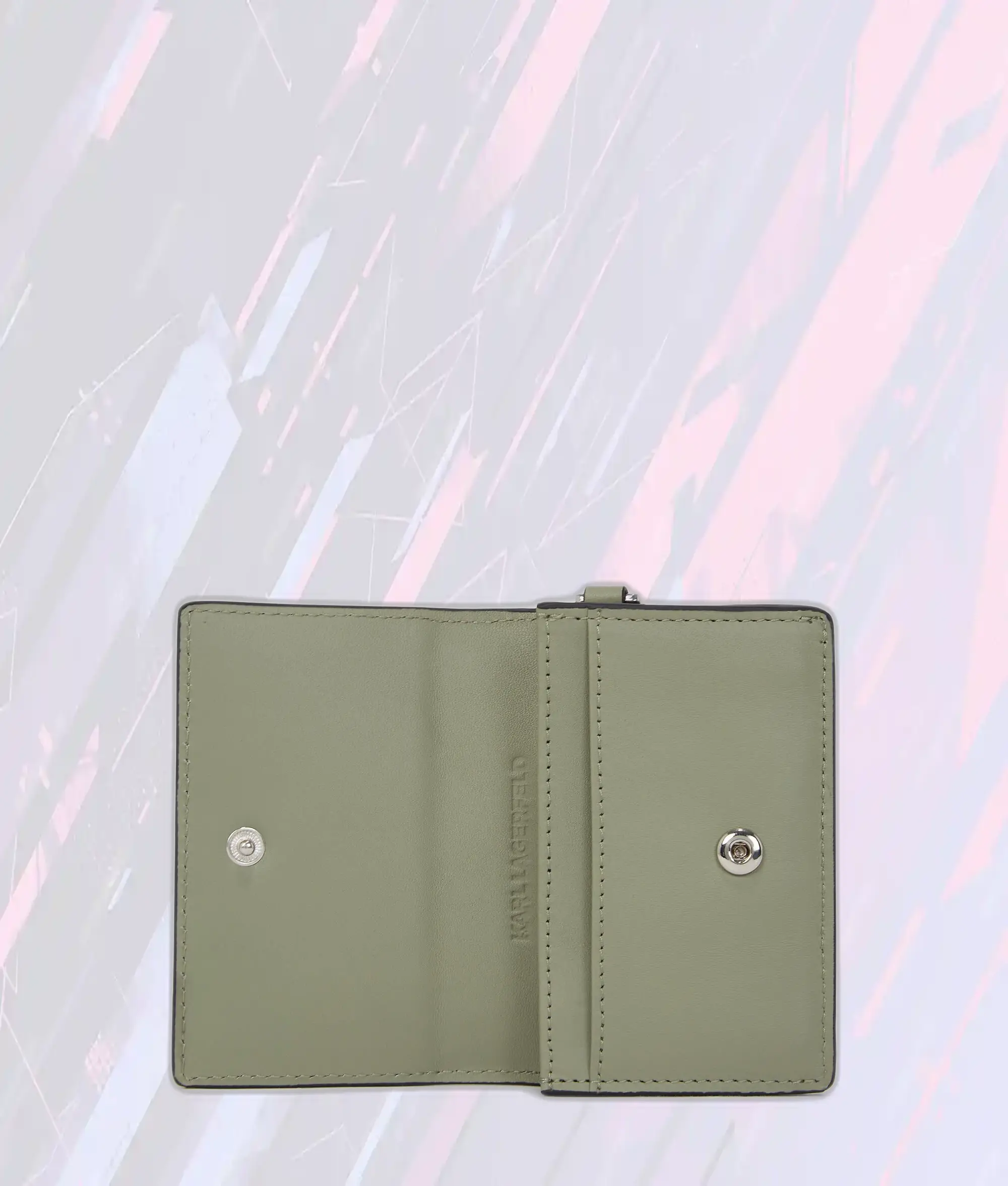 Portefeuille compact Karl Lagerfeld vert pétrole - Chaîne signature en métal - Modèle K Édition Exclusive