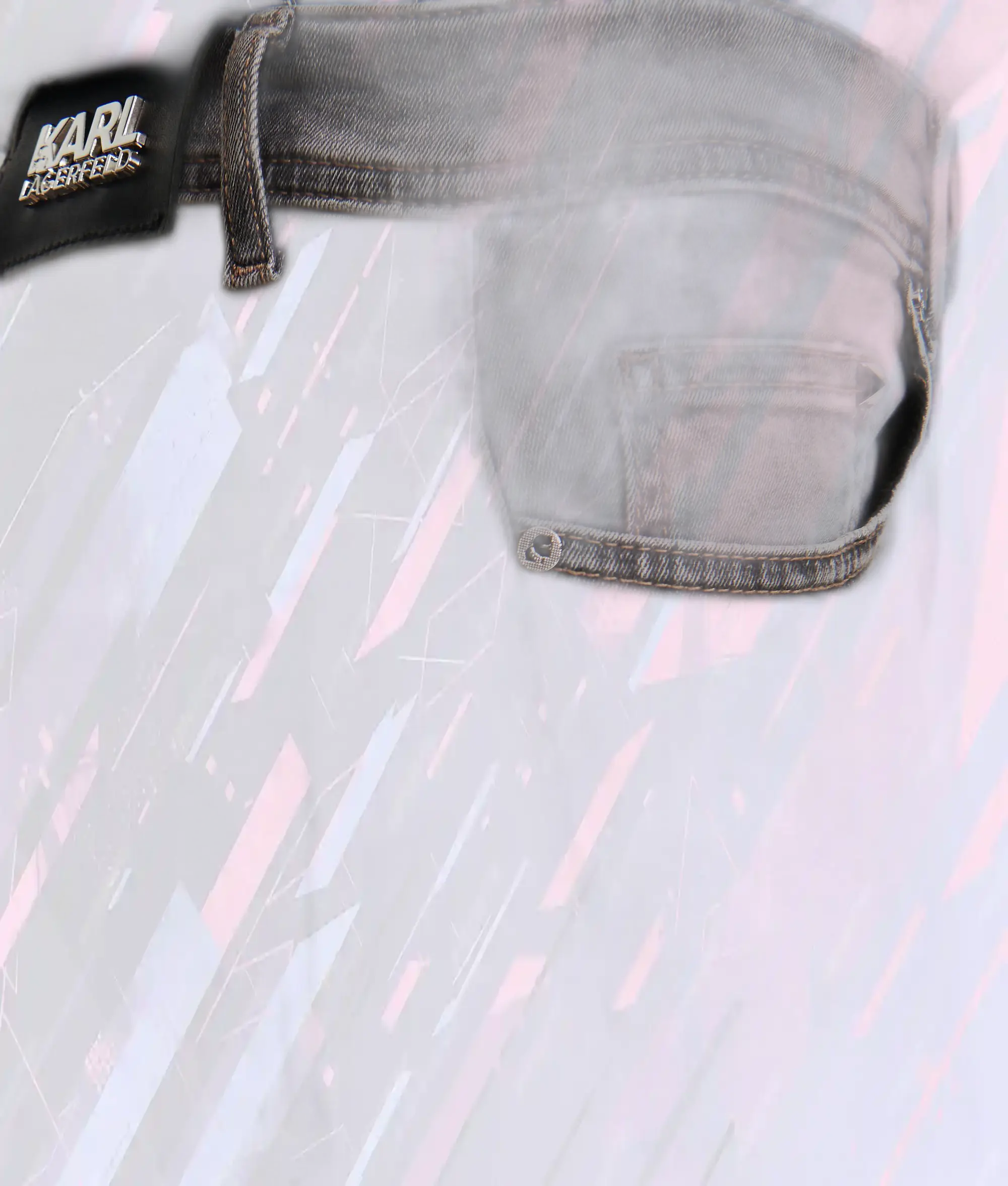 Karl Lagerfeld Denim Intemporel à Reflets Métallisés