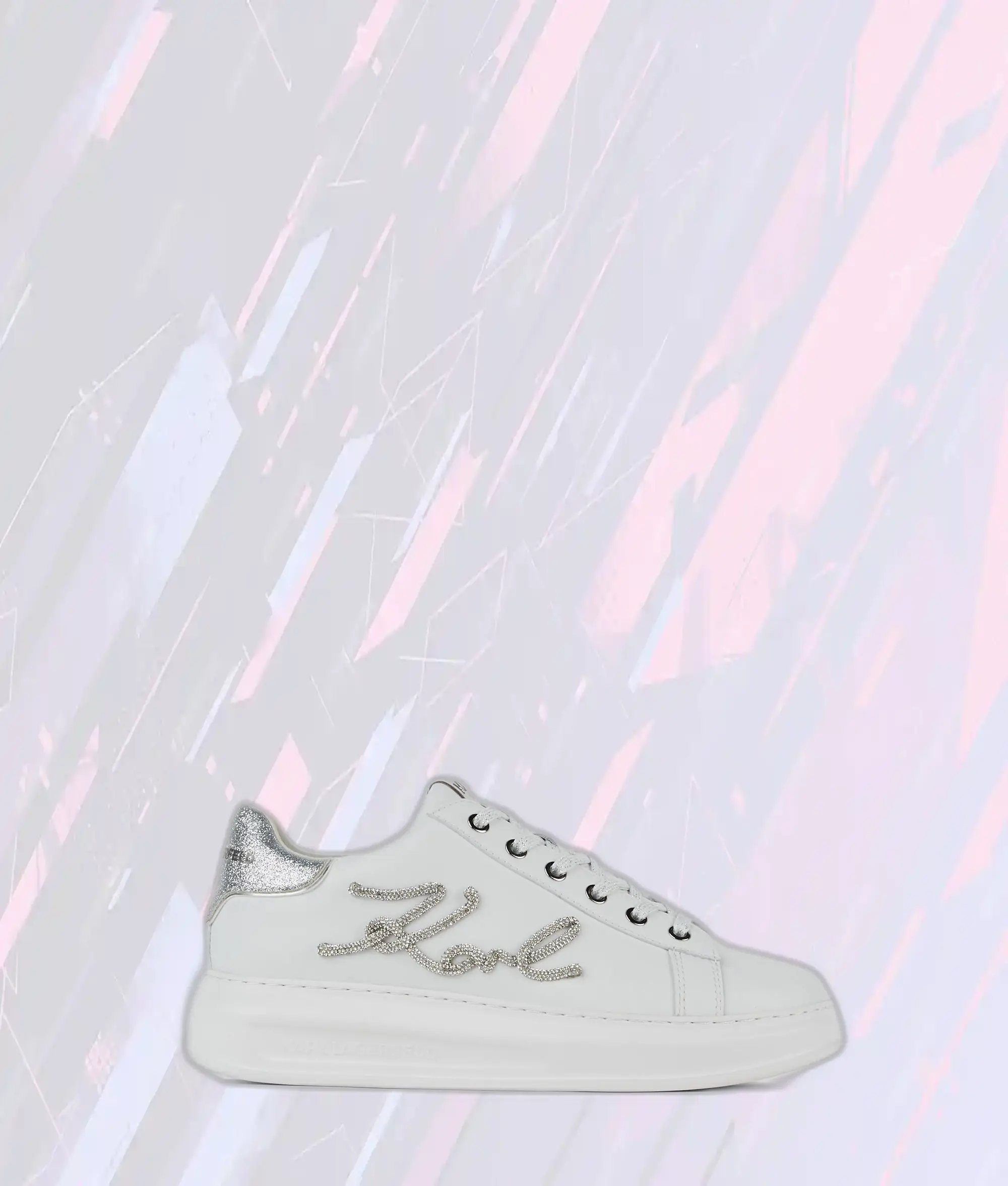 Baskets Kapri-Signia en cuir texturé Karl Lagerfeld - Finitions strass argentées sur semelle contrastée - Modèle printanier à détails réfléchissants