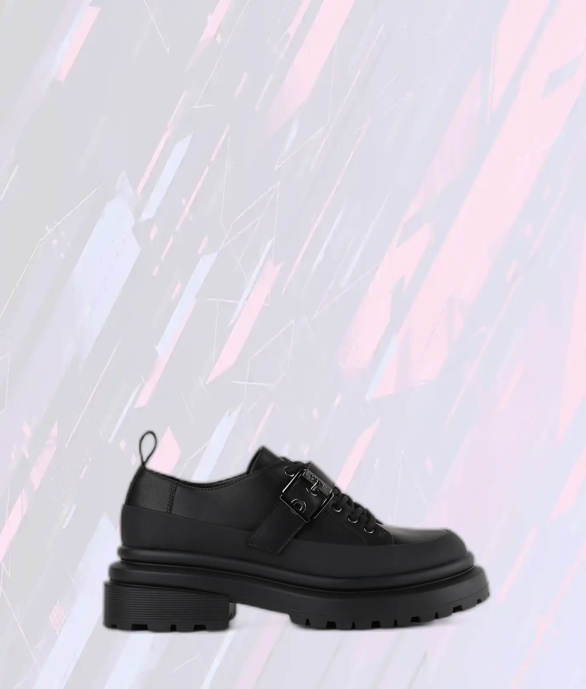 Chaussures Karl Lagerfeld Brooke en Cuir Noir avec Détail Boucle Argentée - Modèle à Embout Pointu Élégant - Style Contemporain avec Fermeture Ornementale
