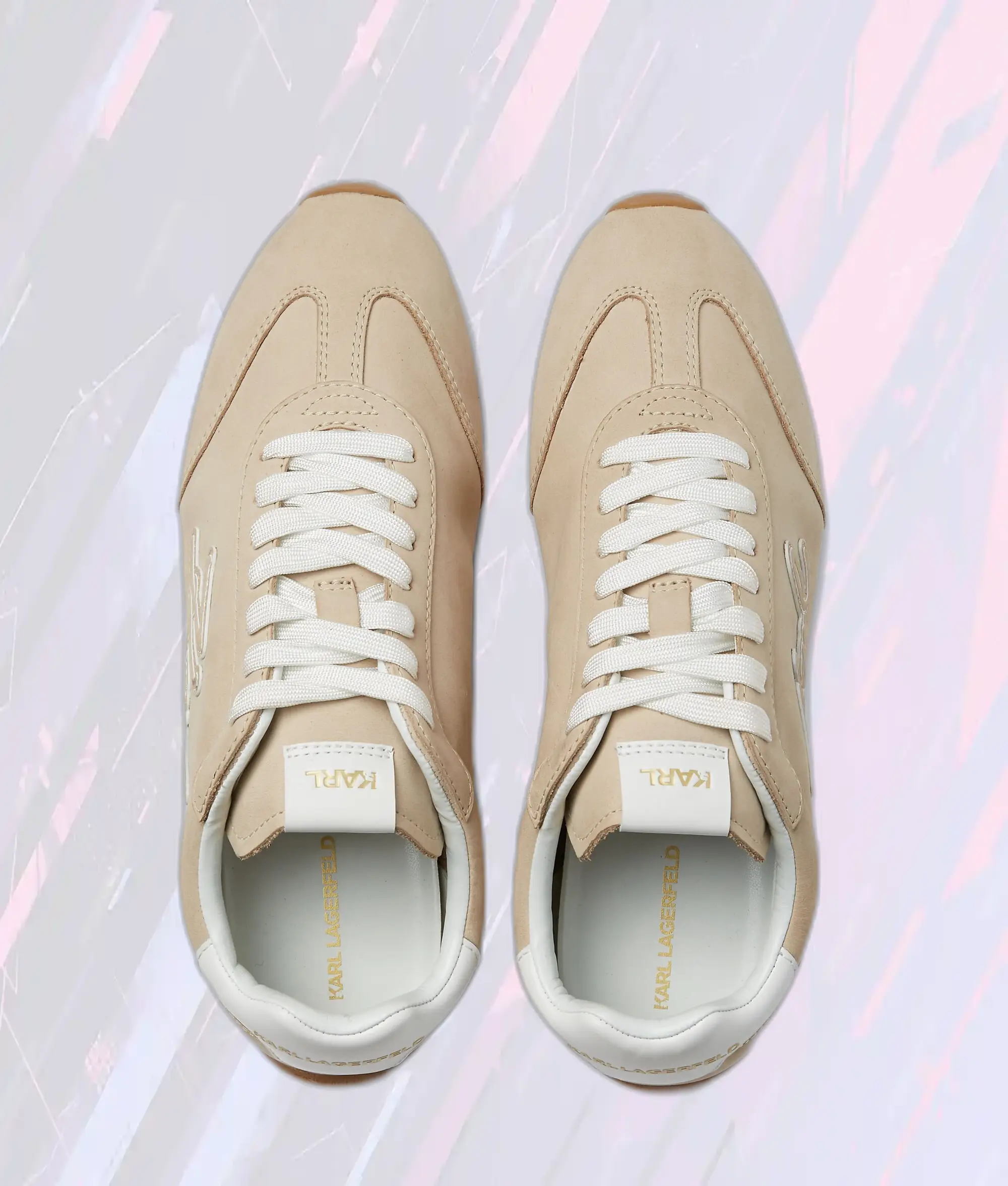 Baskets Karl Lagerfeld Blanc Cassé avec Broderie Venus Signia et Patch Signature