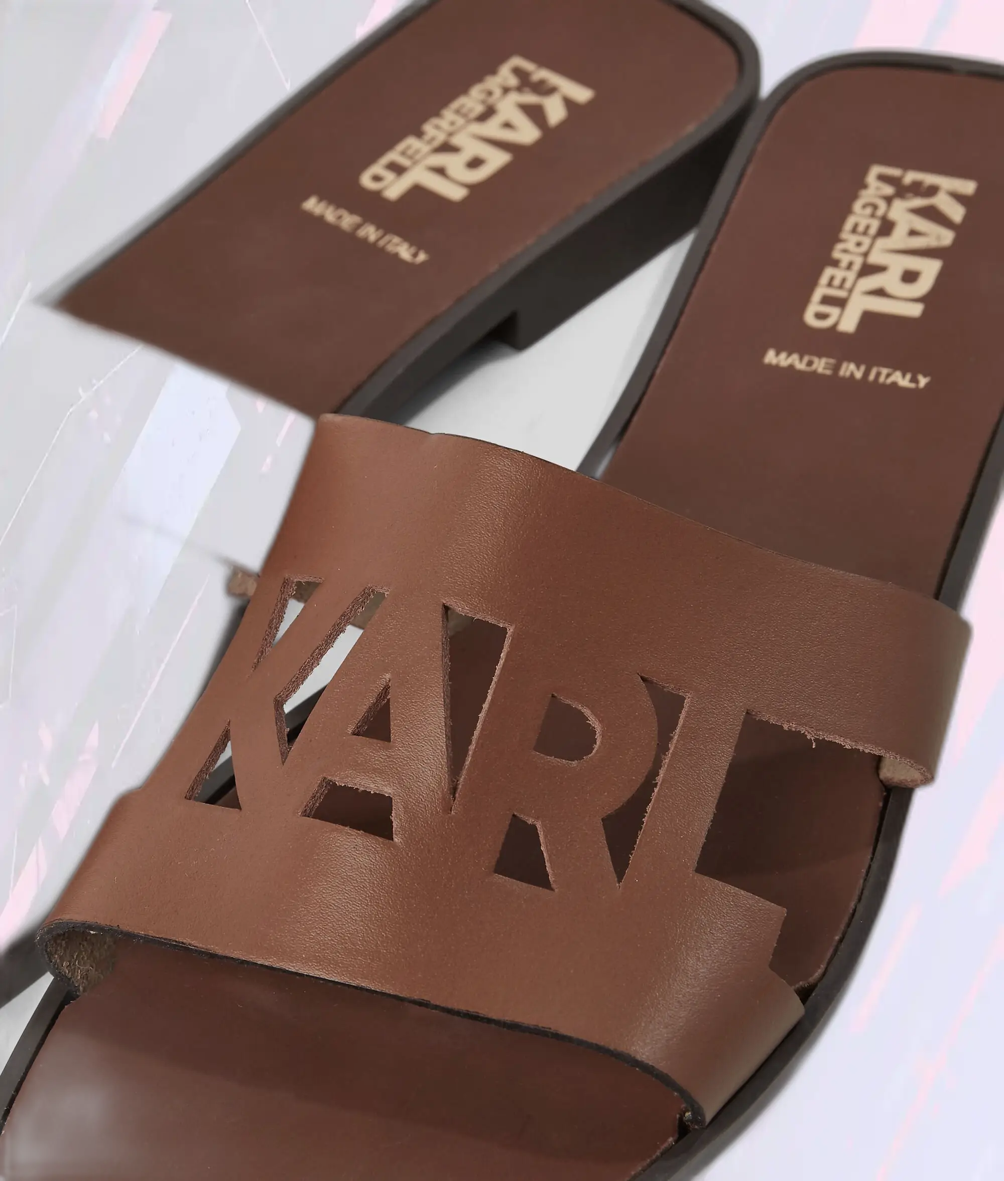 Sandales Skoot II à motifs découpés Karl Lagerfeld - Nuance Sable Doré