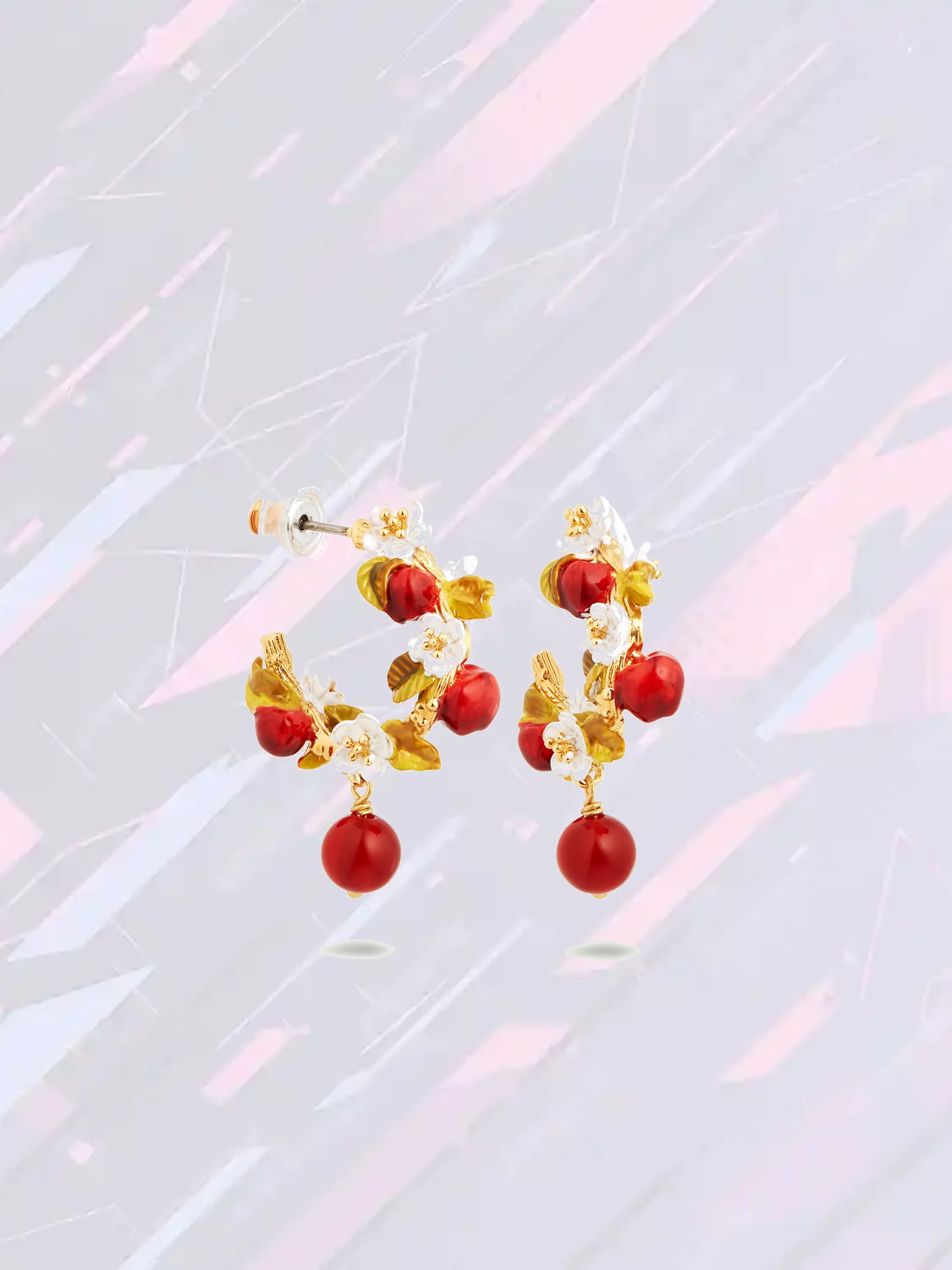 Boucles d'oreilles artisanales Les Néréides - Cercles ornés de pommes mûres et floraisons printanières - Élégance naturelle en métal argenté - Collection Automne