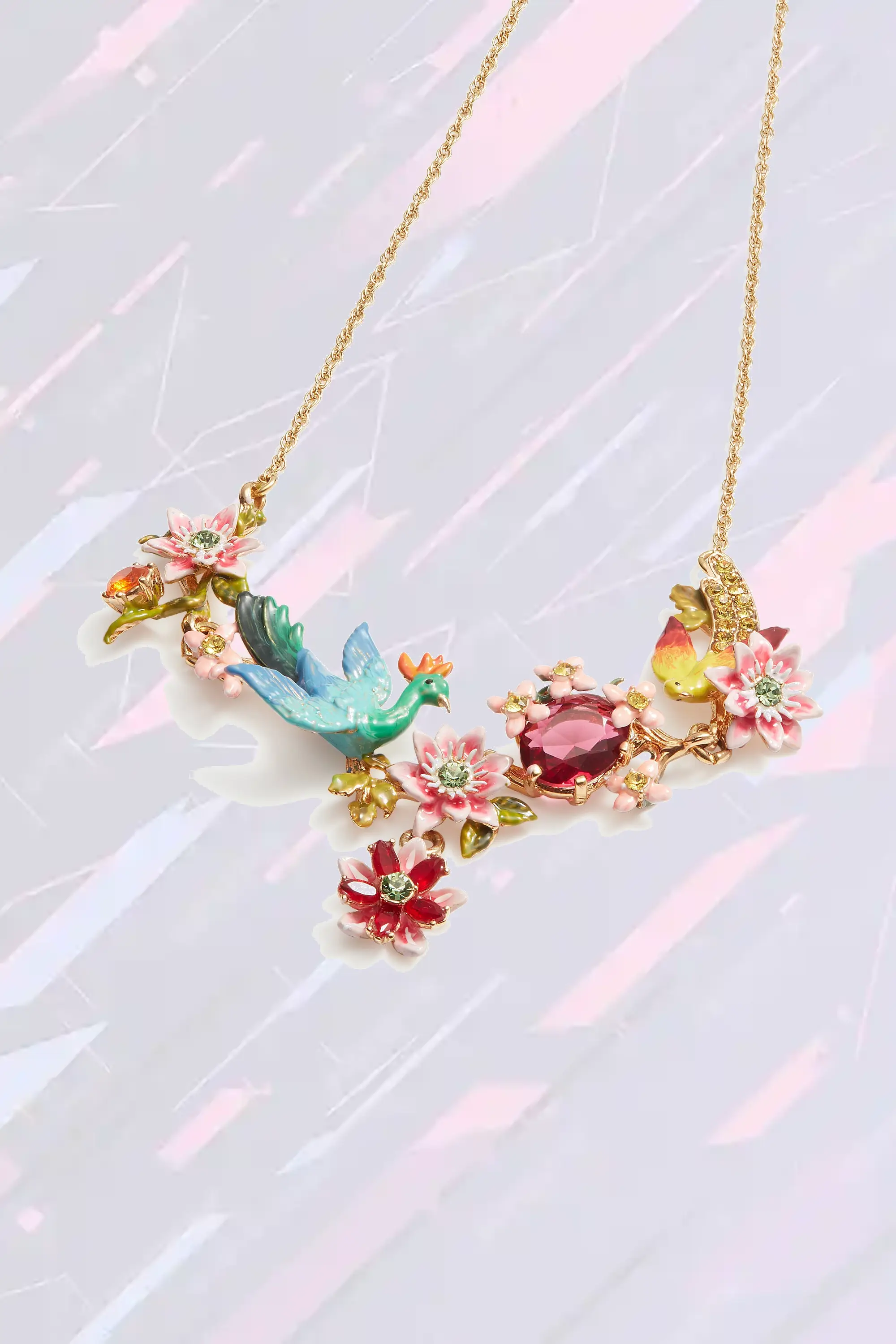 Collier ornemental Les Néréides - Inspiration florale en relief serti de motifs botaniques