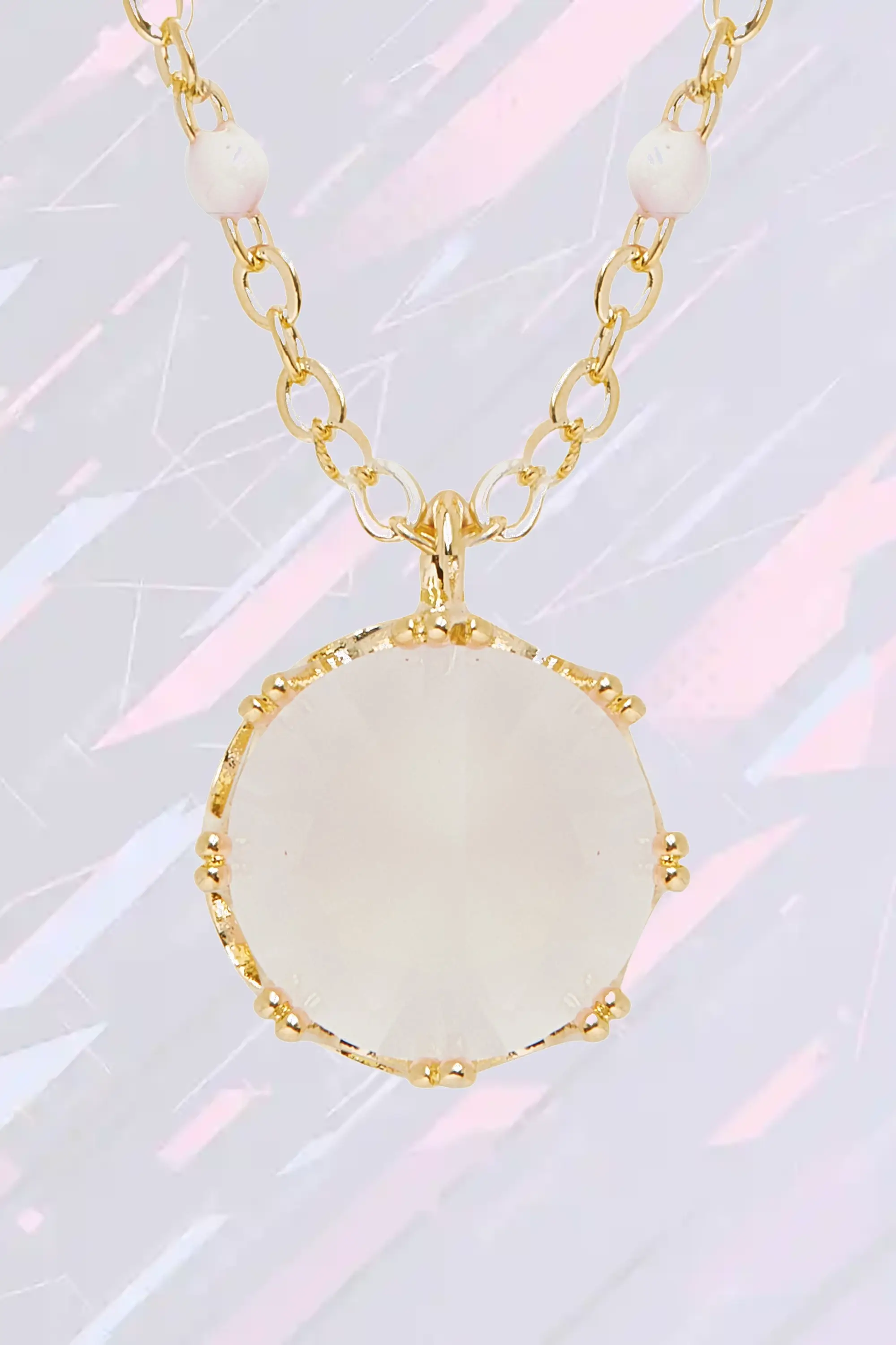 Collier fantaisie pendentif en quartz rose nacré - Création Les Néréides