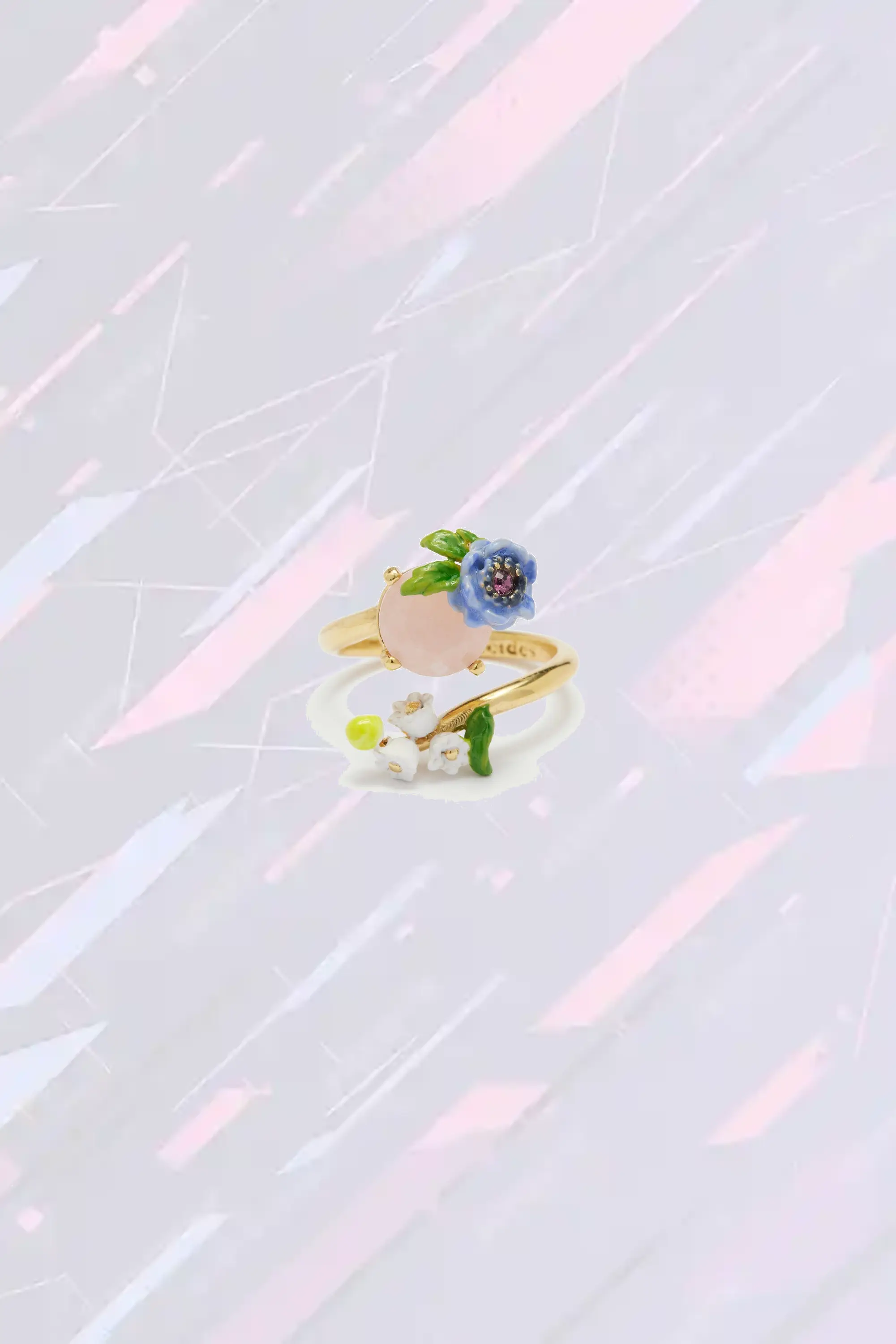 Bague modulable Néréides en quartz rosé ornée de motifs botaniques
