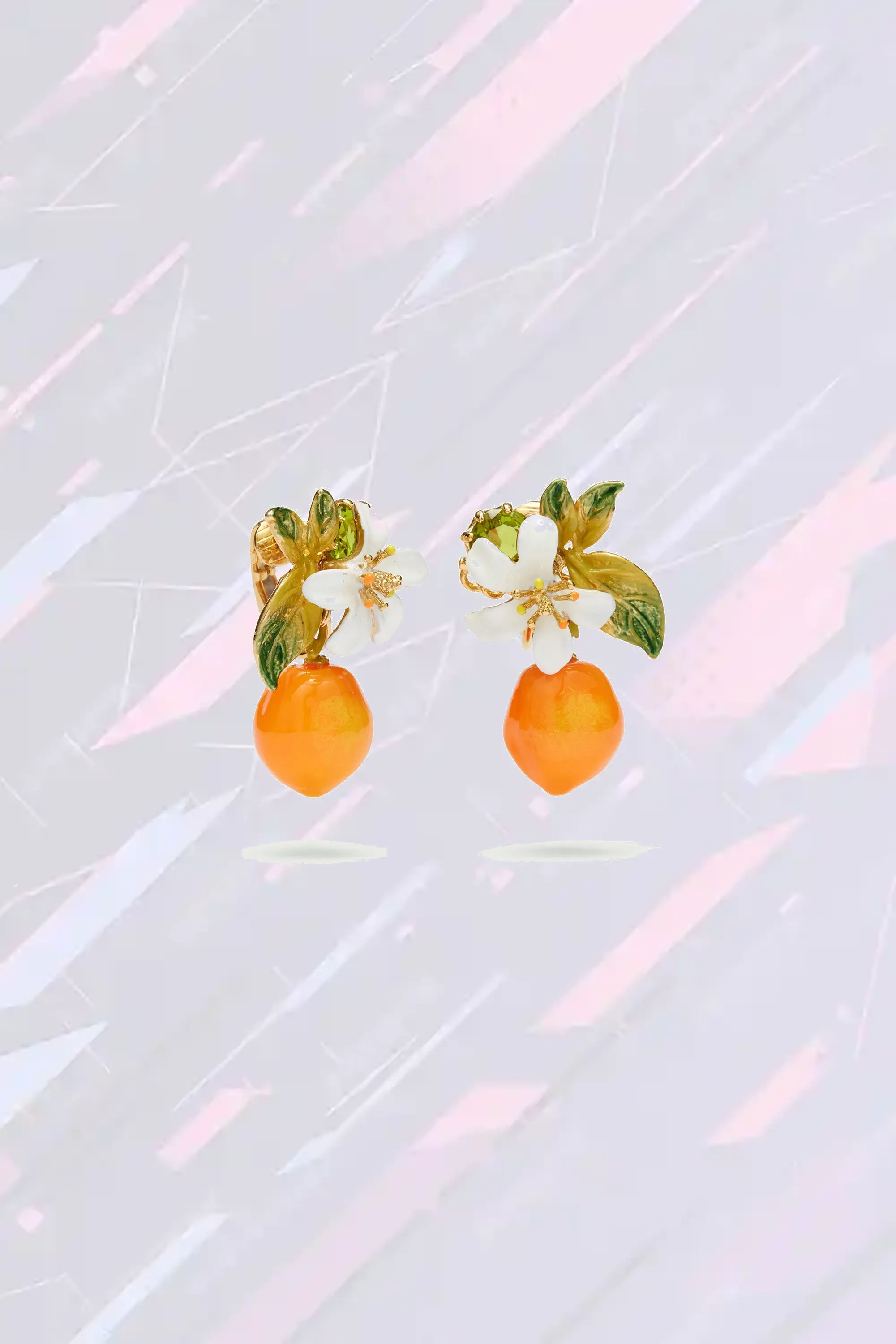 Boucles d'oreilles vibrantes Les Néréides - Nuances orangées et pétales nacrés aux effluves d'agrumes