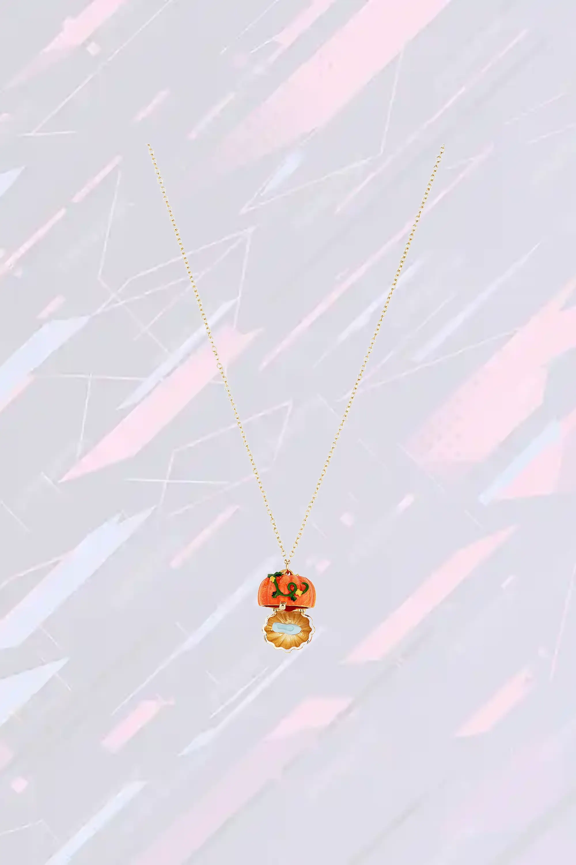 Collier mystérieux Les Néréides - Pendentif potiron et chaussure féerique