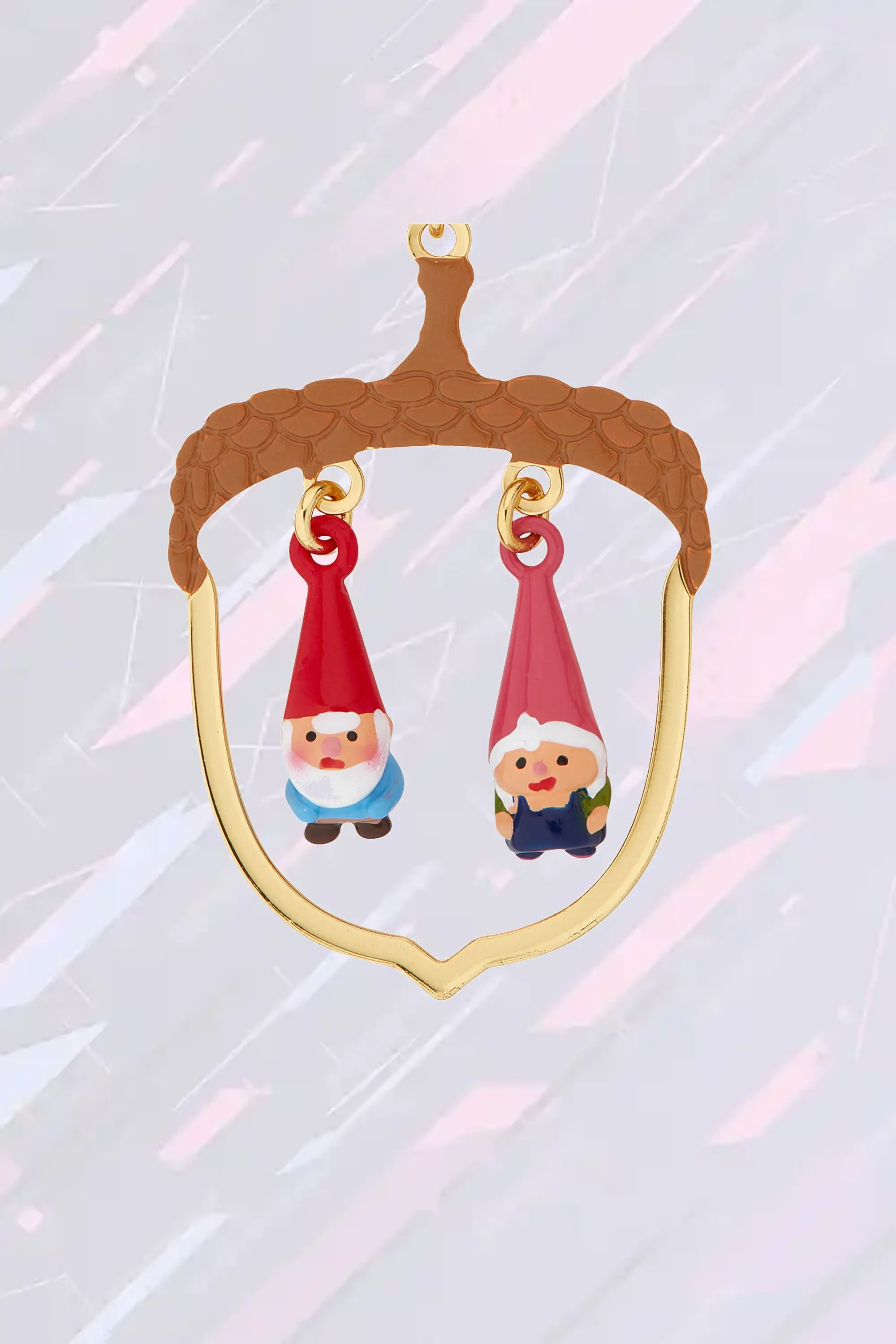 Collier féerique pendentif noisette dorée avec ornements de lutins fantaisie