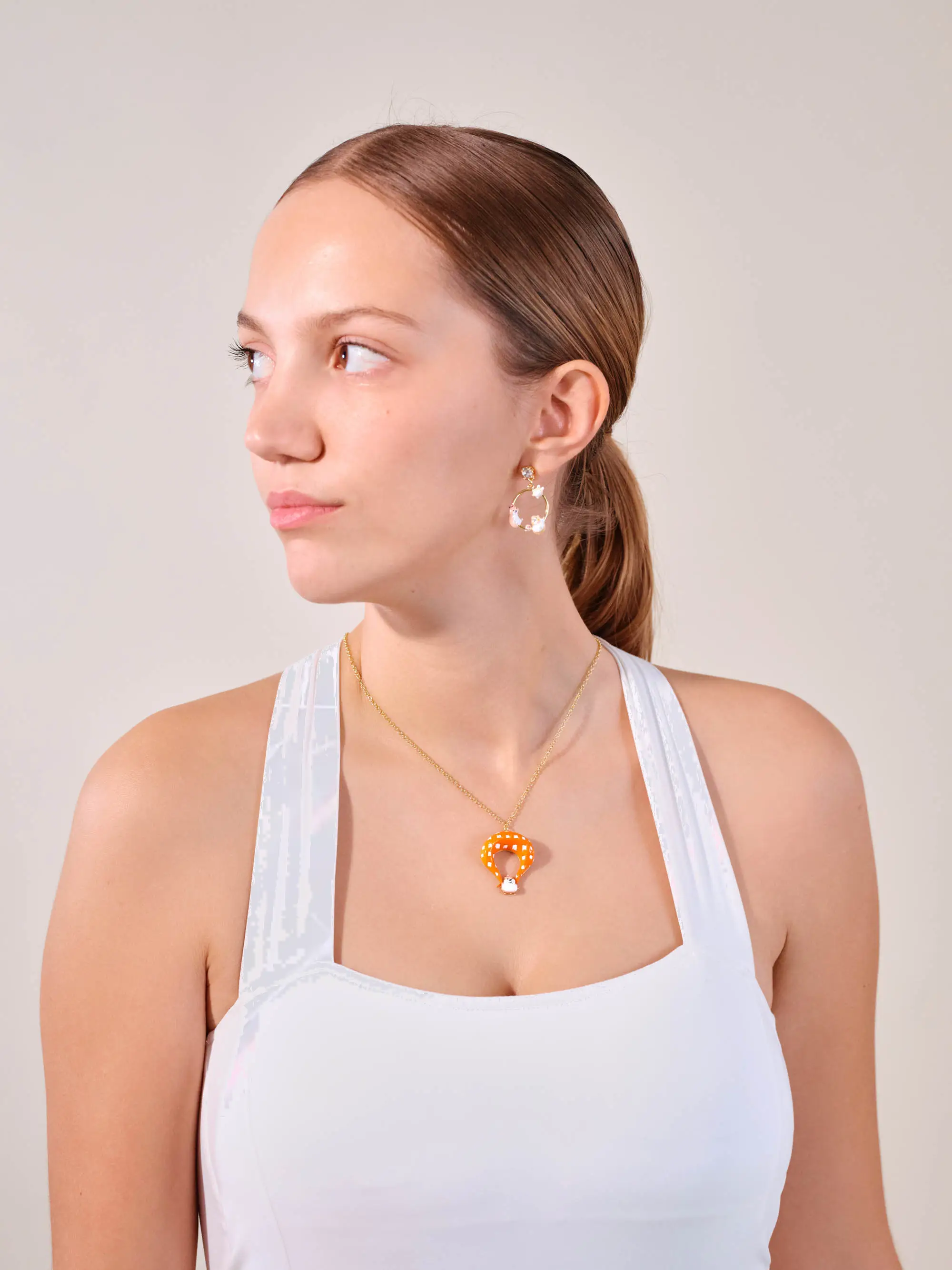 Collier fantaisie Les Néréides - Pendentif rongeur aérostier en vol