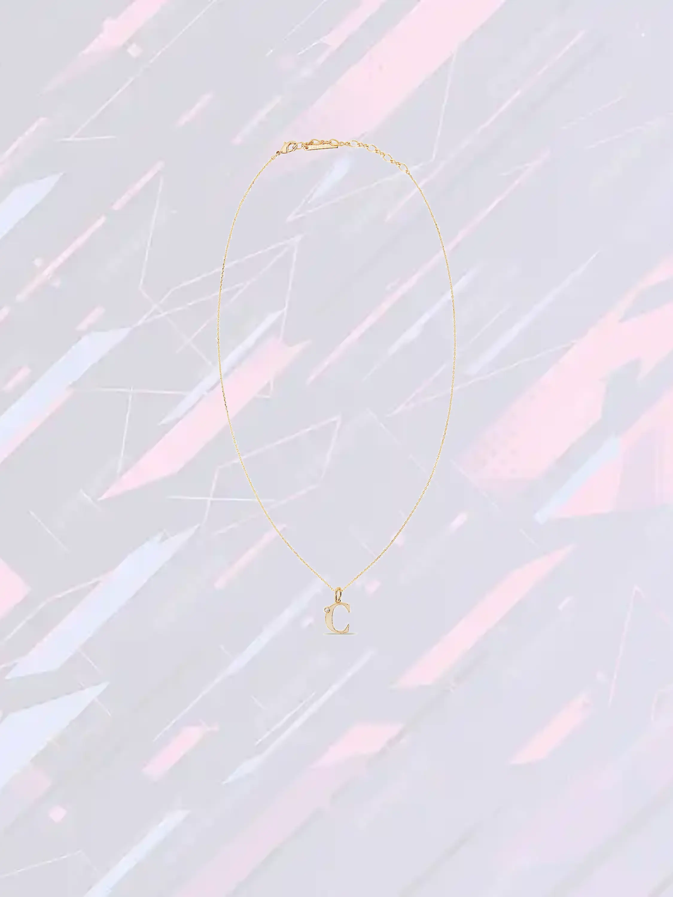 Collier fantaisie Les Néréides avec médaillon initiale C - Pendentif élégant lettre latine en métal doré