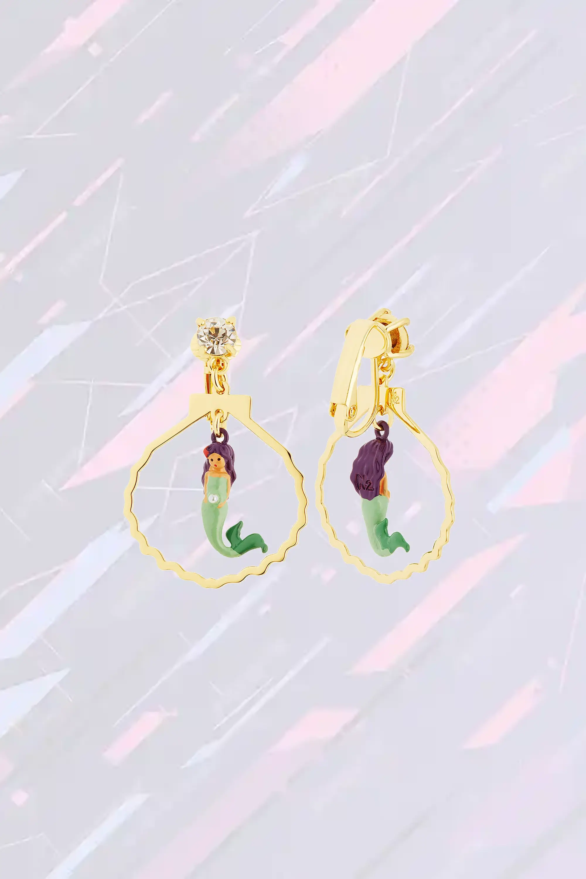 Boucles Élégantes Néréides - Création Marin Inspirée des Sirènes en Pierre Semi-Précieuse Facettée avec Coquillage Sculpté - Modèle Artisanal Argenté aux Détails Étincelants