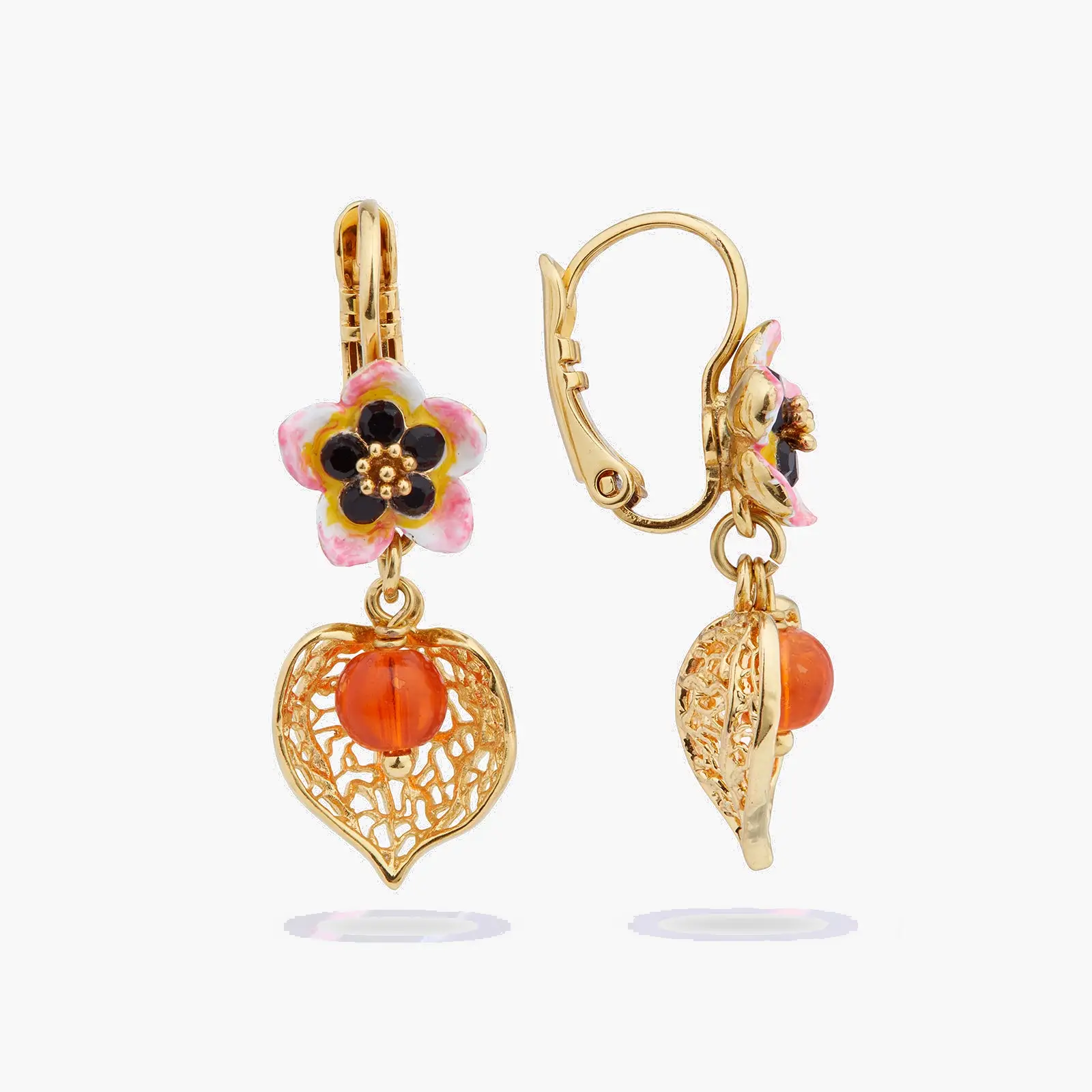 Boucles d'Oreilles Librées Tiaré & Physalis - Création Florale Élégante