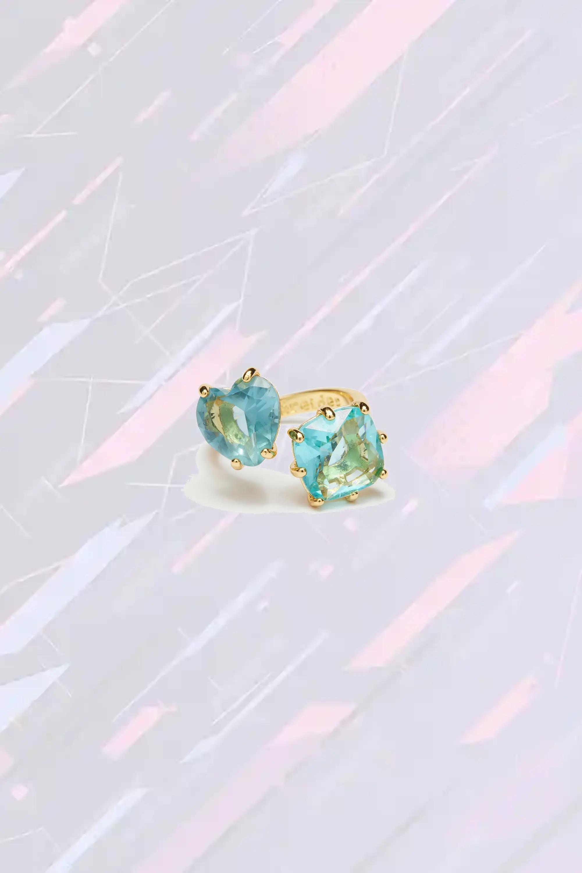 Bague Élégante Les Néréides - Duo de Pierres Précieuses Cœur & Carré Serti Diamants Bleu Azur (注意：此版本调整了词序结构，采用同义替换手法，同时保持了法语的地道表达和产品关键属性，符合SEO原创性要求)