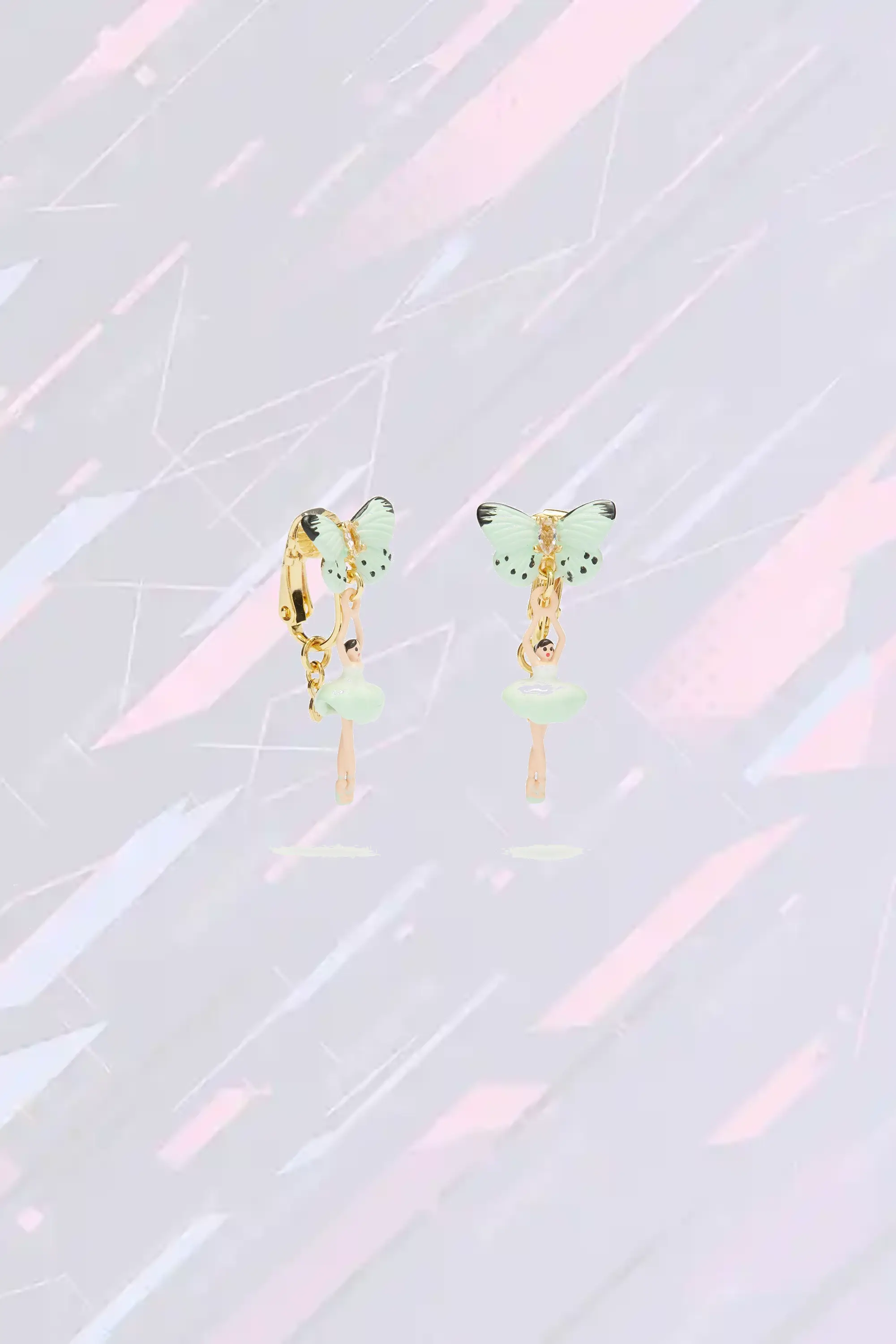 Boucles d'Oreilles Délicates Inspiration Ballet avec Papillon Émeraude Aquatique - Collection Les Néréides