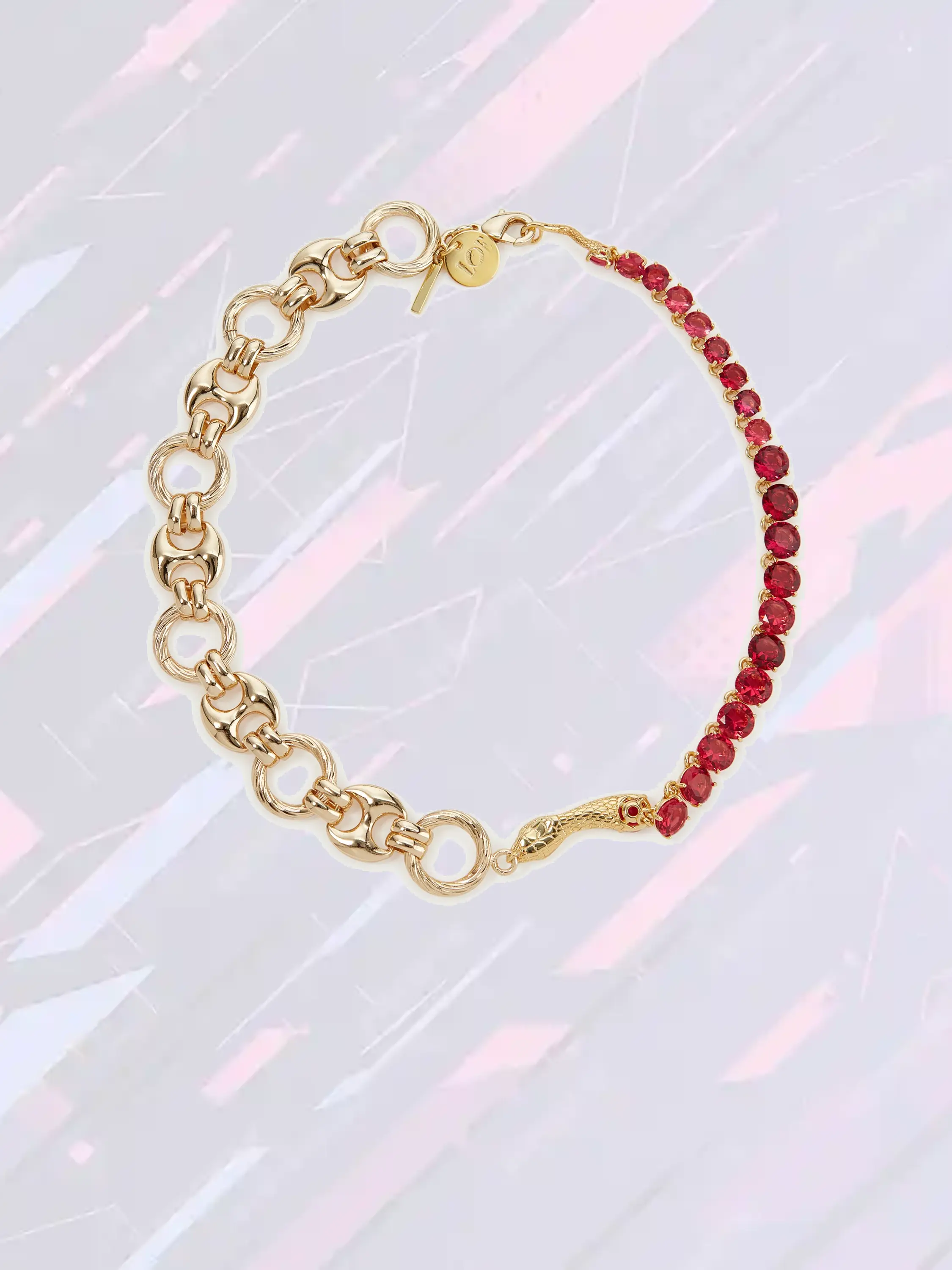 Collier court ajustable La Diamantine - Grenat rouge, serpentine et chaîne plaquée or - Création artisanale Les Néréides